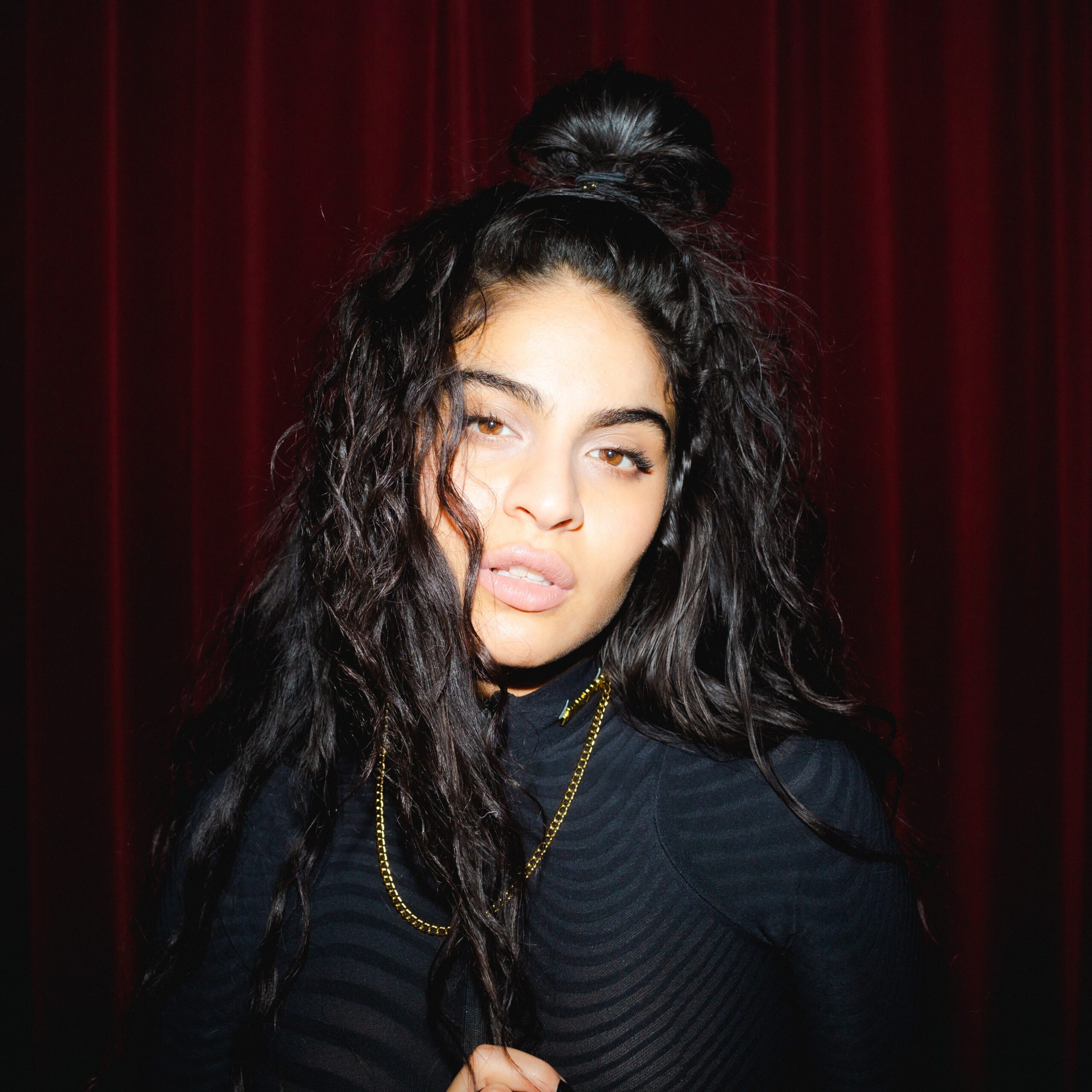 Sofia reyez. Jessie Reyez. Daniel Reyez. Jessie Reyez Dope Lyrics.